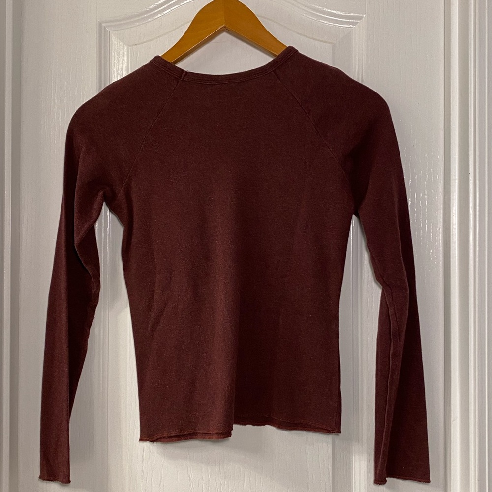 Vintage Y2K 2001 Old Navy Westside long sleeve graphic tee sz XS - Picture 2 of 4
